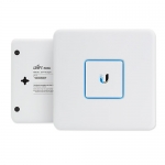 Ubiquiti UniFi Security Gateway (USG)