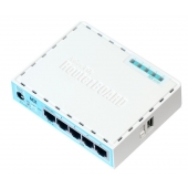 MikroTik hEX (RB750Gr3)